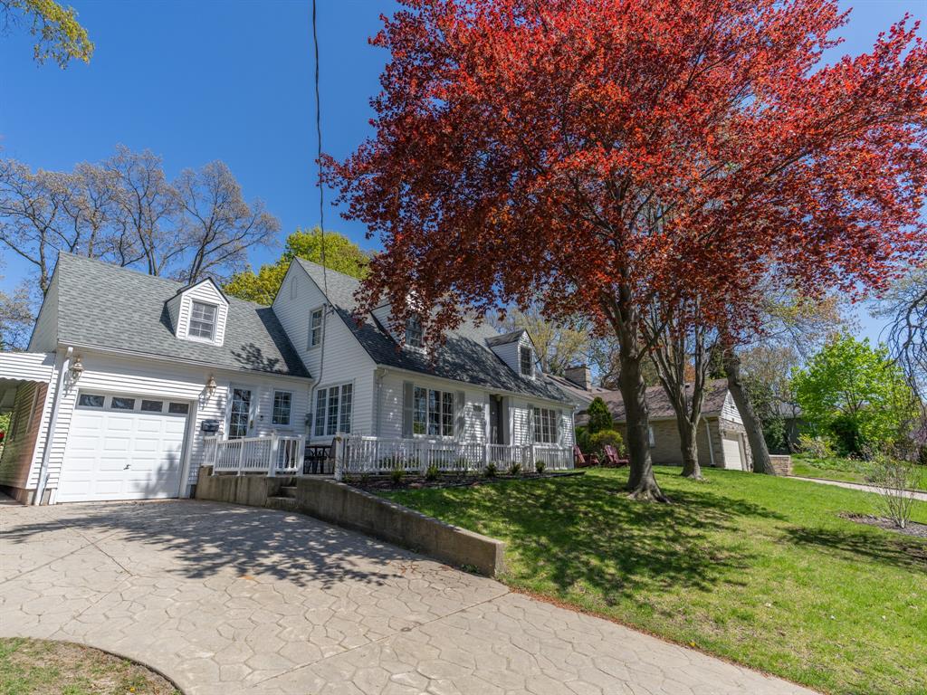 1330 LAKE CHIPICAN Drive, Point Edward, Ontario, Canada photo 1