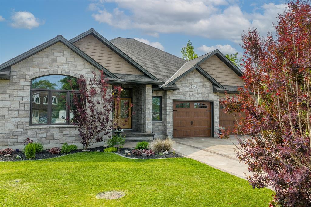 3849 FERNE Avenue, Plympton-Wyoming, Ontario, Canada photo 1
