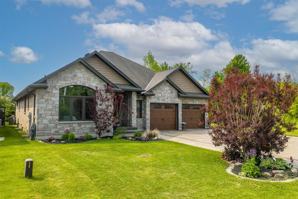 3849 FERNE Avenue, Plympton-Wyoming, Ontario, Canada photo 2