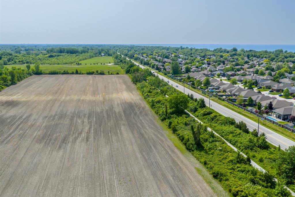 1977 LAKESHORE Road, Sarnia, Ontario, Canada photo 5