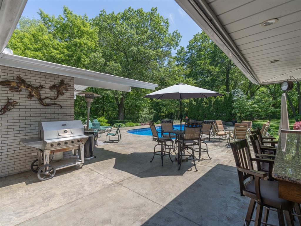 1587 LAKESHORE Road, Sarnia, Ontario, Canada photo 6