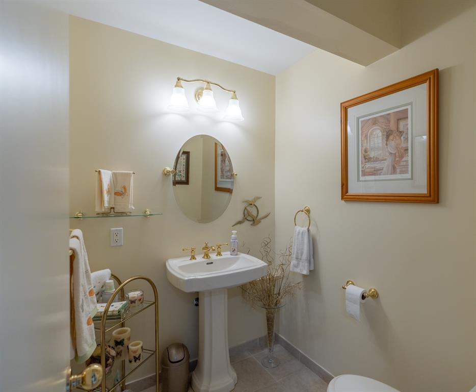 1587 LAKESHORE Road, Sarnia, Ontario, Canada photo 27