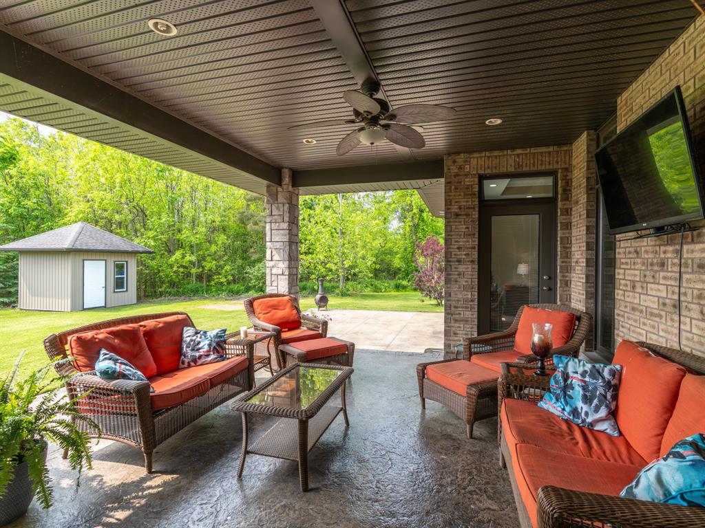 3849 FERNE Avenue, Plympton-Wyoming, Ontario, Canada photo 11