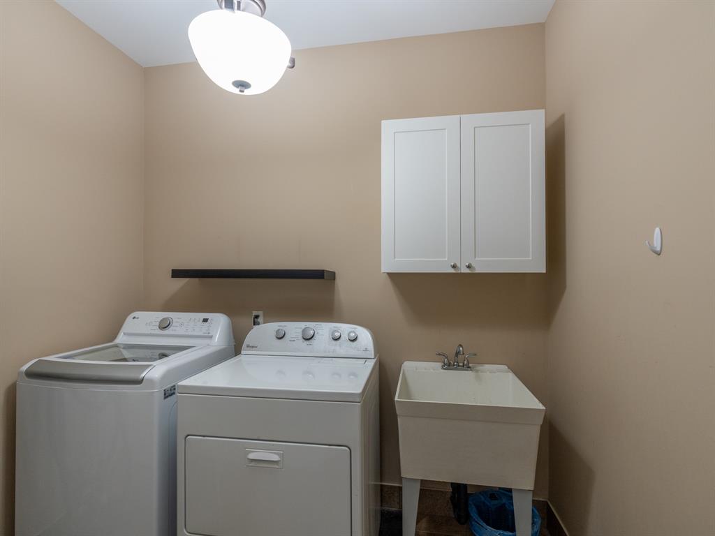 3849 FERNE Avenue, Plympton-Wyoming, Ontario, Canada photo 23