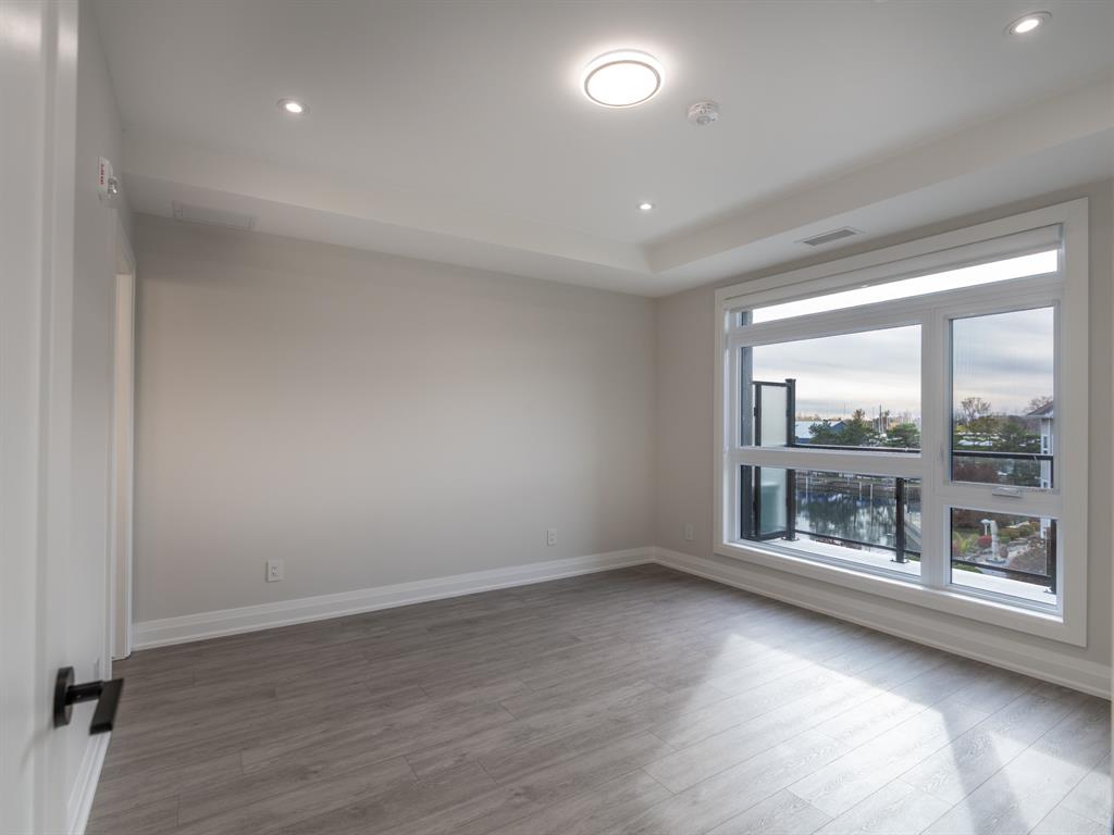 1540 VENETIAN Boulevard Unit# 601, Point Edward, Ontario, Canada photo 6