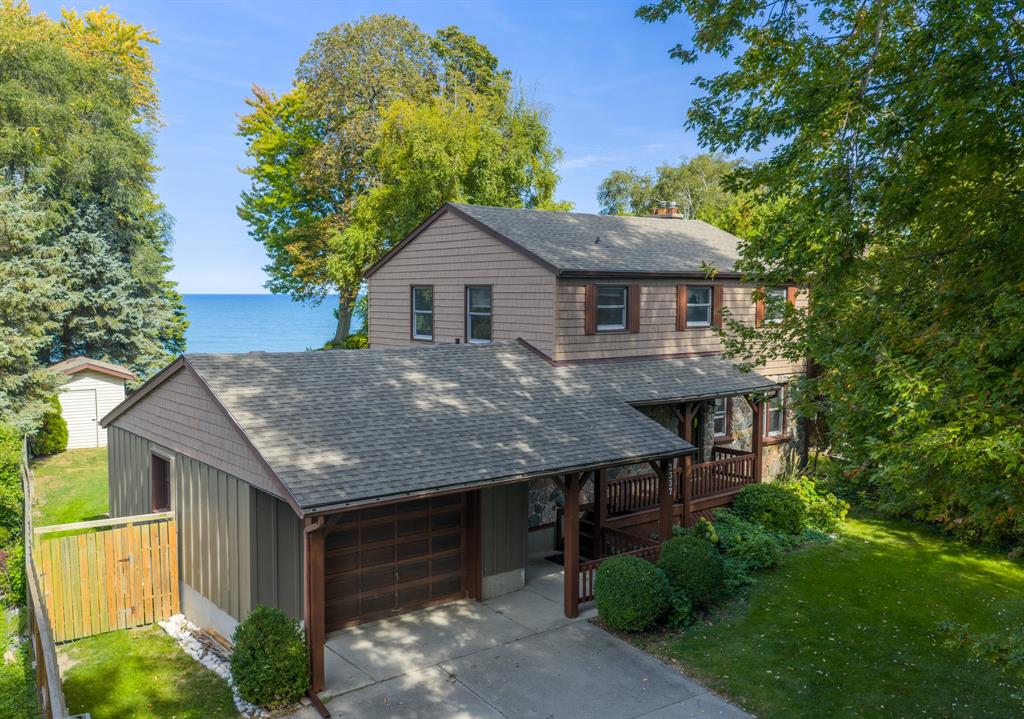 2337 Passingham Drive, Sarnia Ontario, Canada