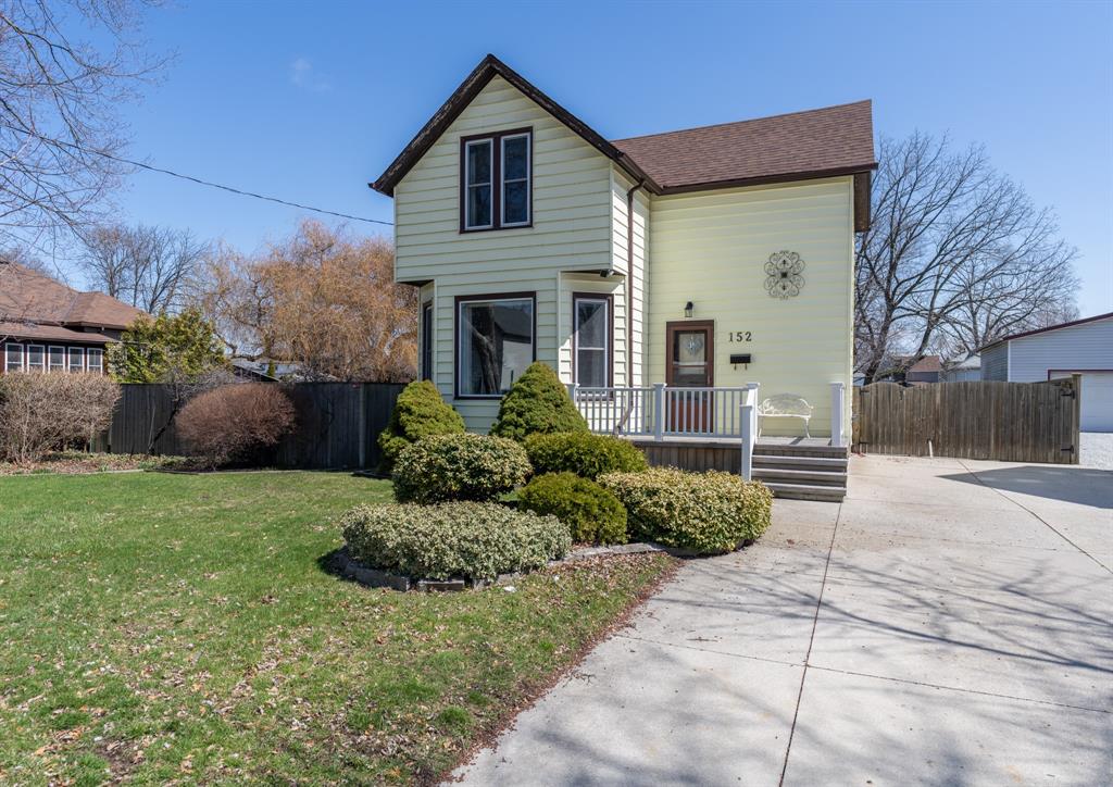 152 John Street, Sarnia Ontario, Canada