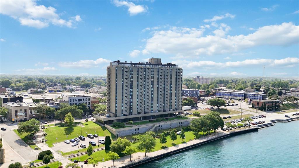 155 Front Street North Unit# 1208, Sarnia Ontario, Canada