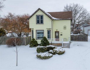 152 JOHN Street, Sarnia Ontario, Canada