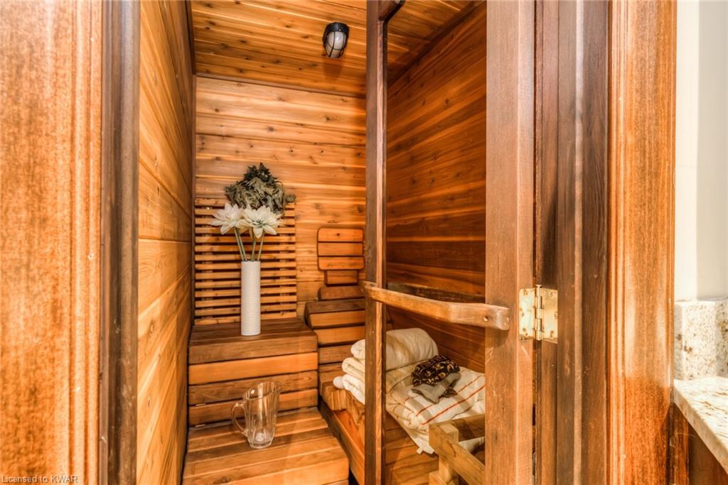 24 JENKINGS Court, Branchton, Ontario, Canada