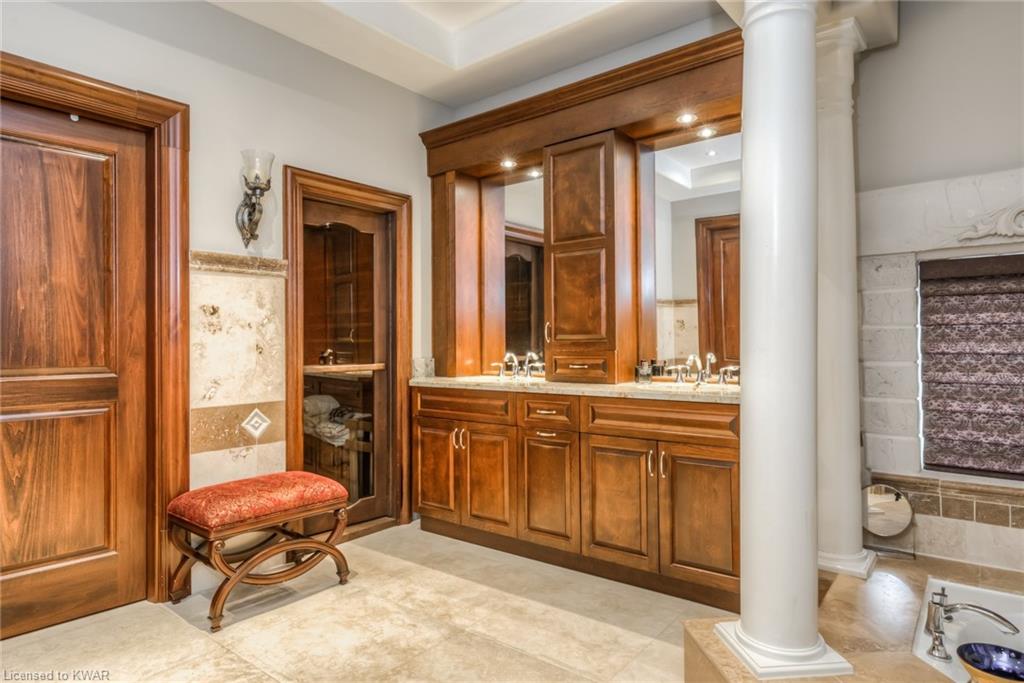 24 JENKINGS Court, Branchton, Ontario, Canada