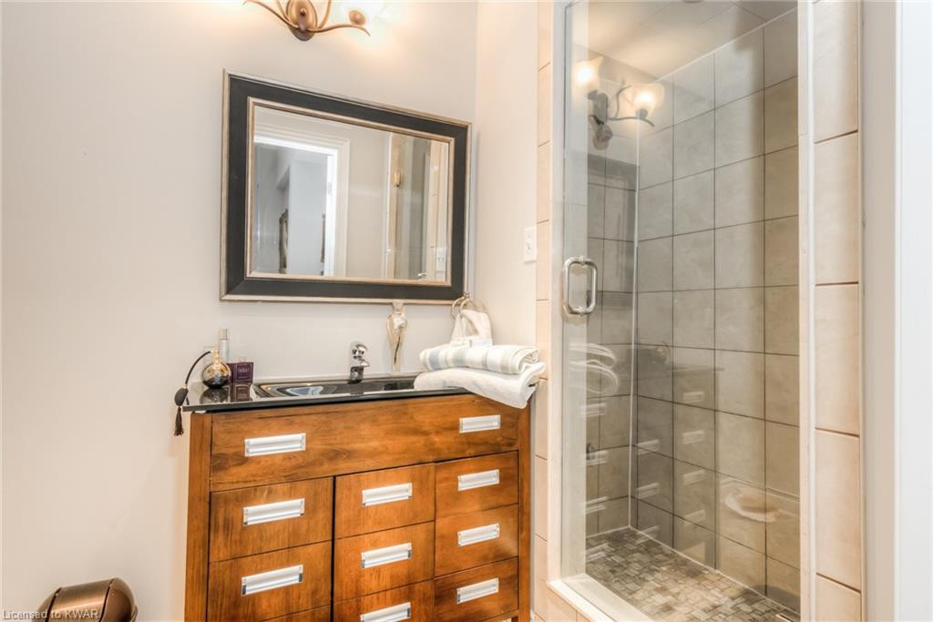 24 JENKINGS Court, Branchton, Ontario, Canada