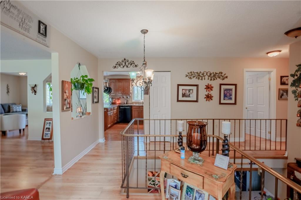 4001 COUNTY ROAD 1, Yarker, Ontario, Canada