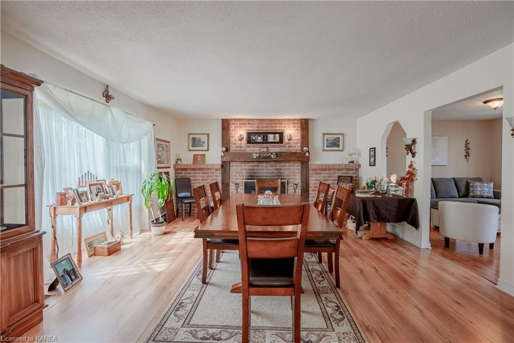 4001 COUNTY ROAD 1, Yarker, Ontario, Canada