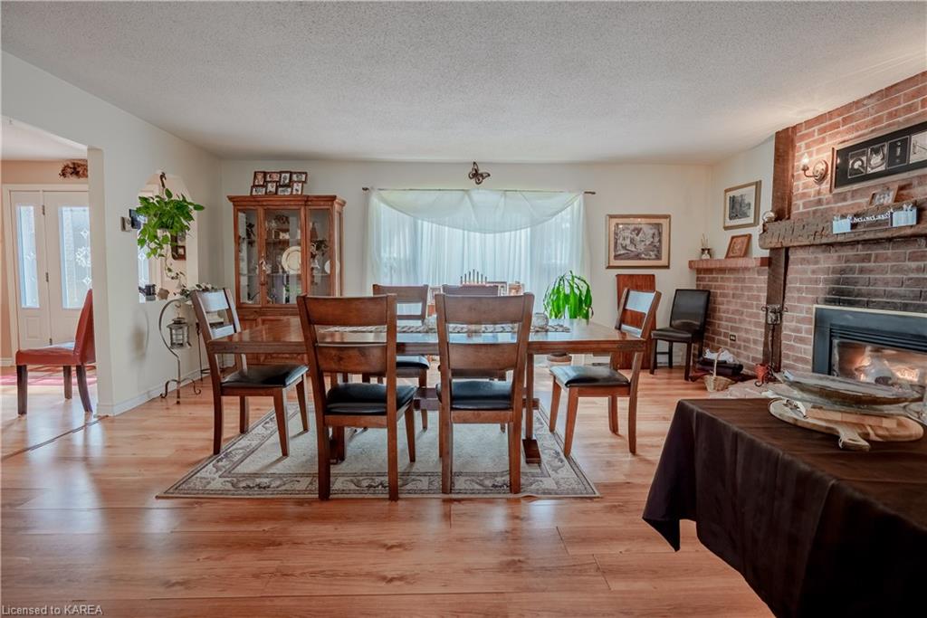 4001 COUNTY ROAD 1, Yarker, Ontario, Canada