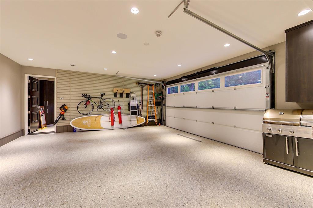 1962 LAKESHORE Road, Sarnia Ontario, Canada