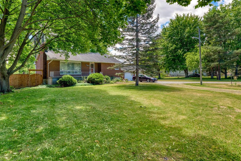 2047 BLACKWELL Road, Sarnia, Ontario, Canada