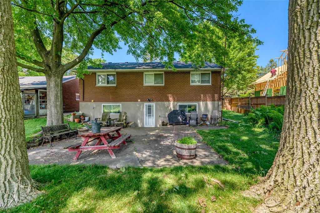 2047 BLACKWELL Road, Sarnia, Ontario, Canada