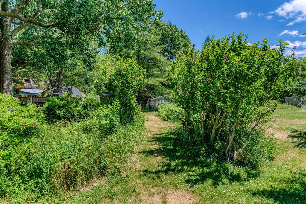 2047 BLACKWELL Road, Sarnia, Ontario, Canada