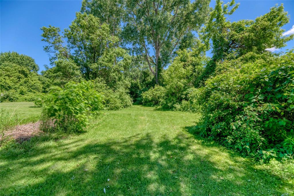 2047 BLACKWELL Road, Sarnia, Ontario, Canada