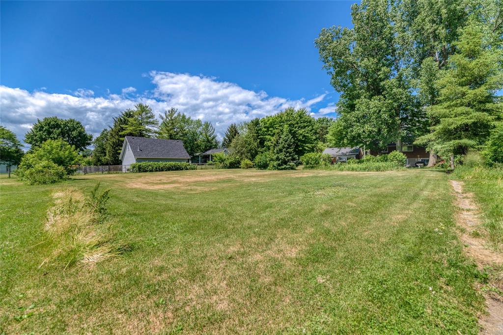 2047 BLACKWELL Road, Sarnia, Ontario, Canada