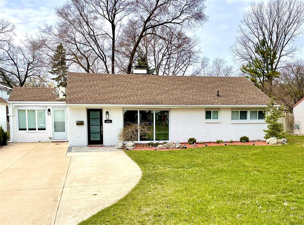 850 Mckay Avenue, Sarnia Ontario, Canada