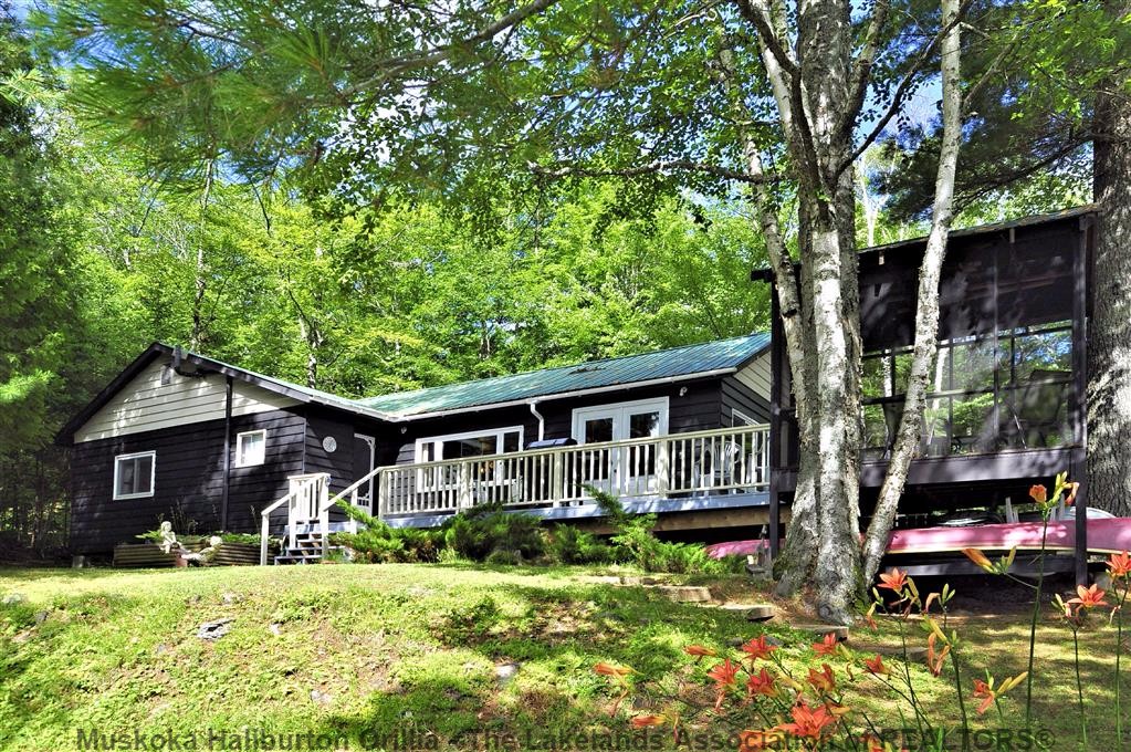 1012 Opal Lane, Haliburton Ontario, Canada