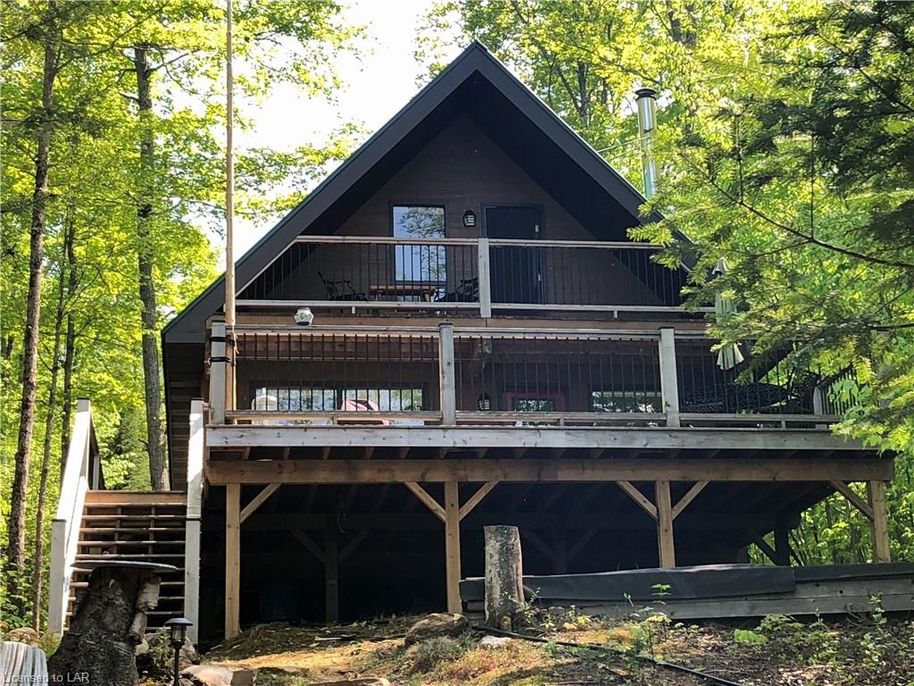 11230 Hunter Island, Haliburton Ontario, Canada