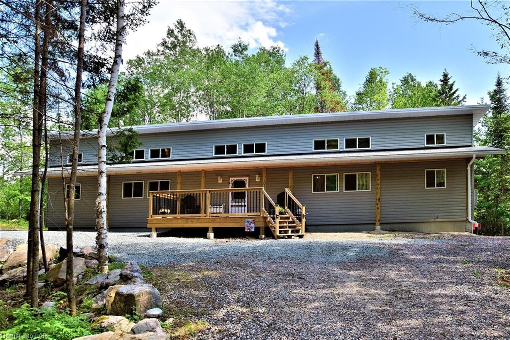 51 Farmcrest Avenue, Haliburton Ontario, Canada