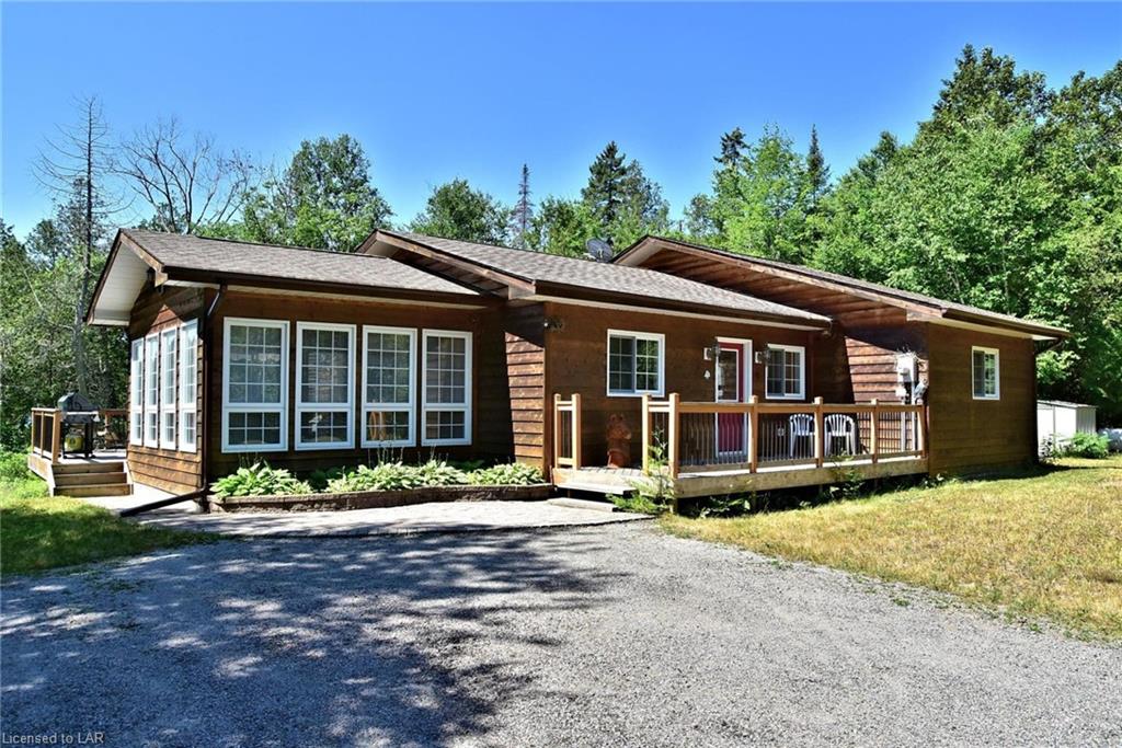 1014 South Wilberforce Road, Wilberforce Ontario, Canada