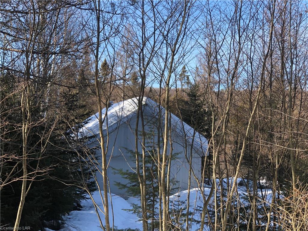 1856 Barry Line Road, Haliburton Ontario, Canada