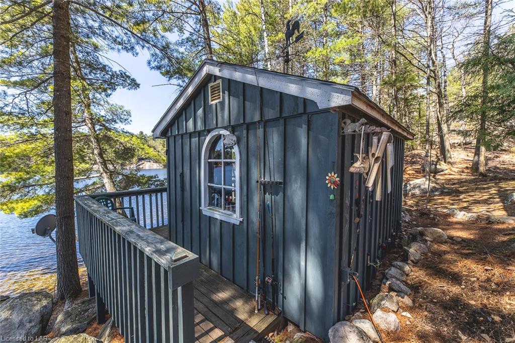1068 Kabakwa Lake Trail, Haliburton Ontario, Canada