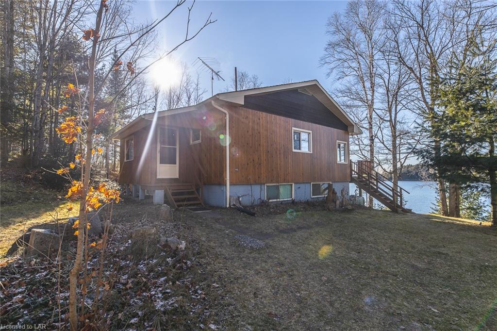 2211 Glamor Lake Road, Gooderham Ontario, Canada