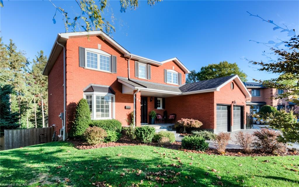44 MADEIRA Crescent, Cambridge Ontario, Canada