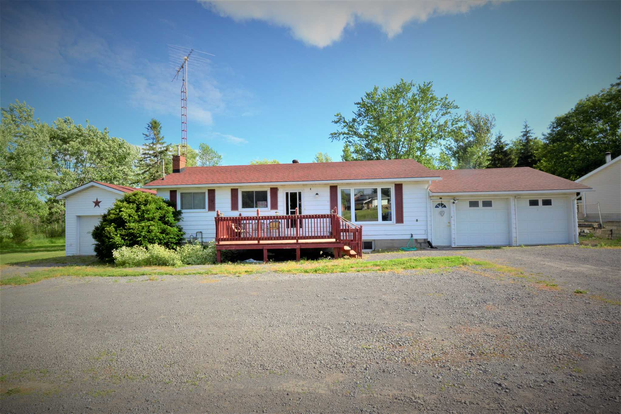 8034 County Road 2, Napanee Ontario, Canada