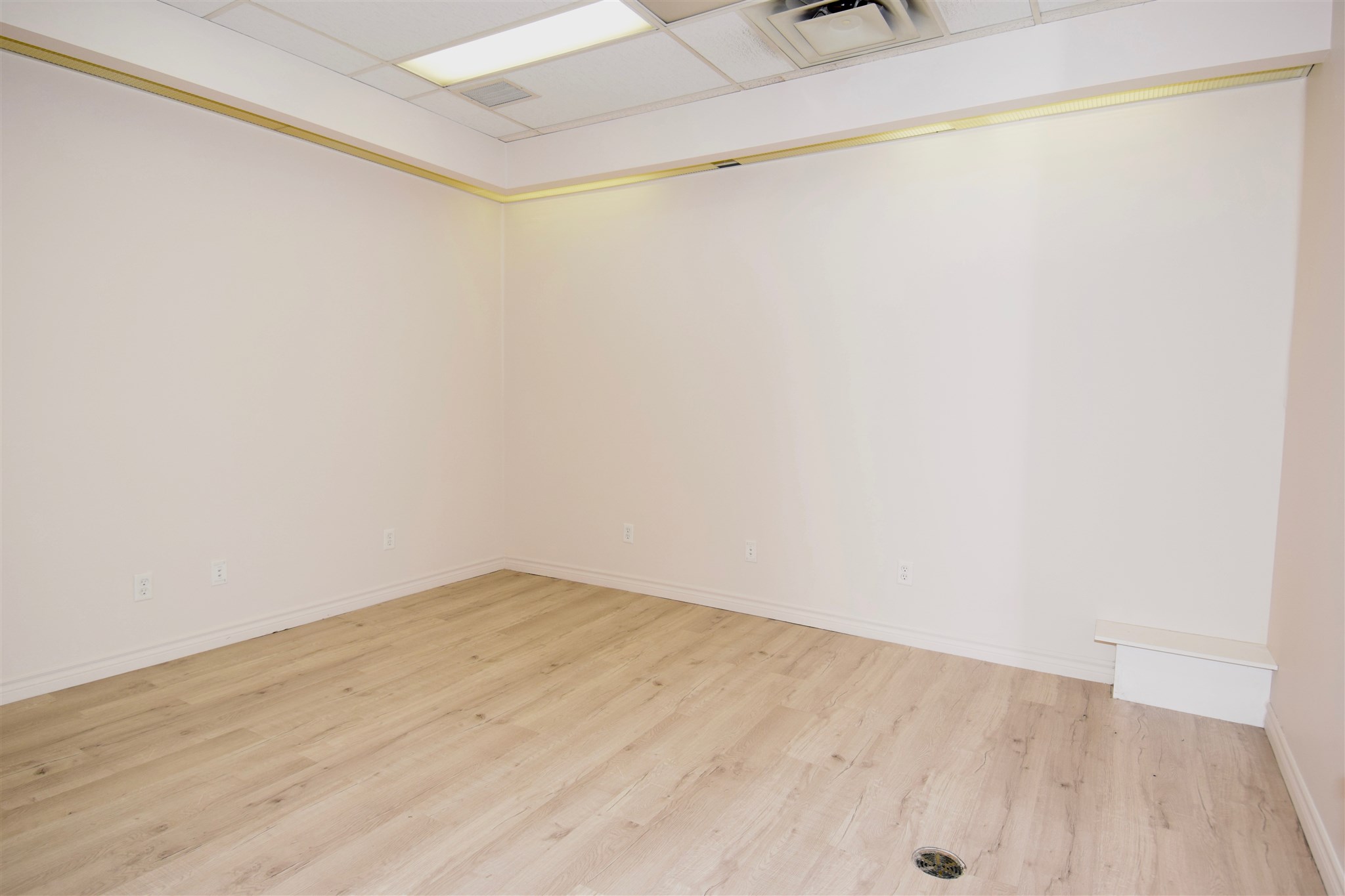 Unit# B 20 Richmond Boulevard, Napanee, Ontario, Canada