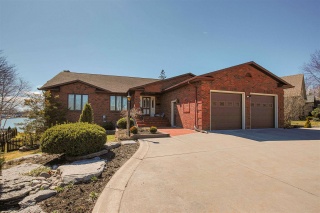 4002A Bath Road, Kingston Ontario, Canada
