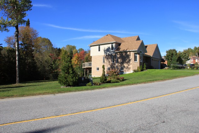 167 BAIN DR, North Bay, Ontario, Canada