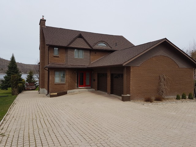 234 LAKESIDE DR, North Bay, Ontario, Canada