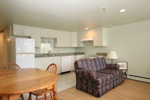 234 LAKESIDE DR, North Bay, Ontario, Canada