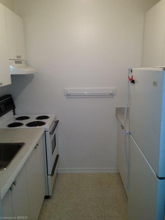 213 LEONARD Street Unit# 212, North Bay, Ontario, Canada photo 2