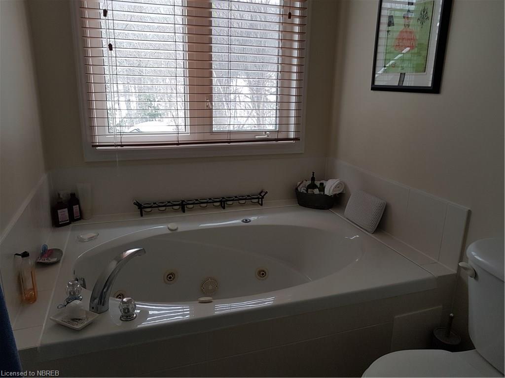 165 BAIN Drive, North Bay, Ontario, Canada