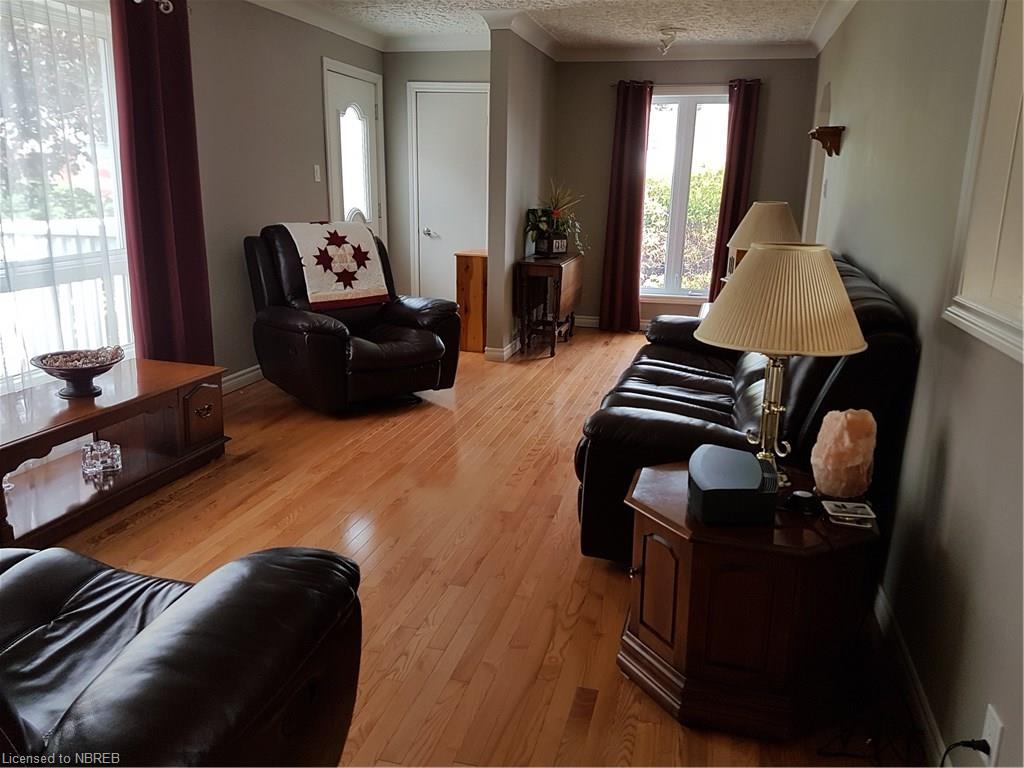 375 ALBERT Avenue, North Bay, Ontario, Canada photo 3