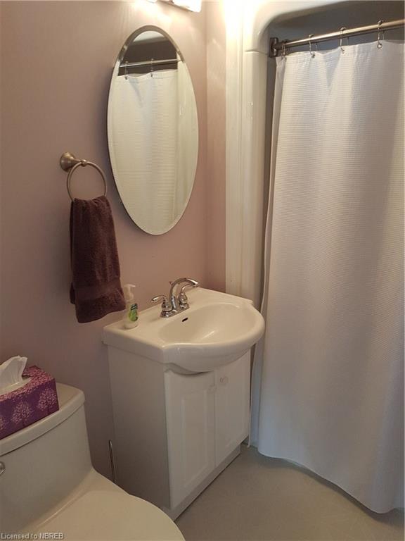 375 ALBERT Avenue, North Bay, Ontario, Canada photo 9