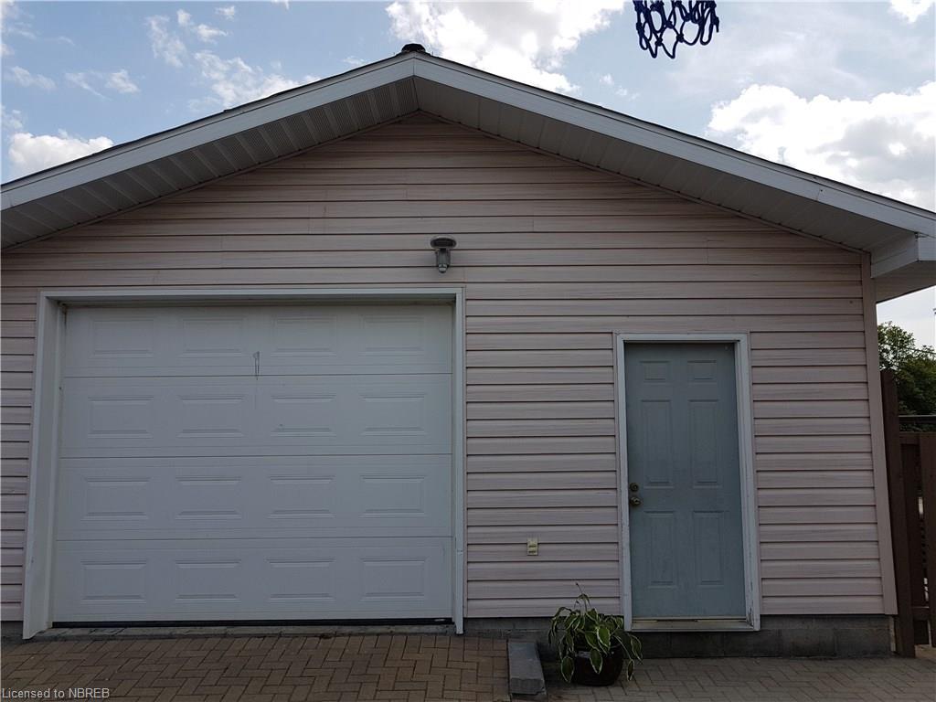 375 ALBERT Avenue, North Bay, Ontario, Canada photo 11