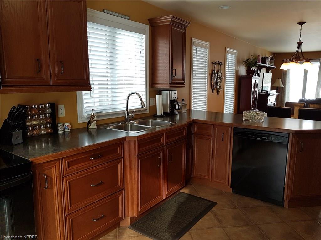241 THELMA Avenue, North Bay, Ontario, Canada photo 4