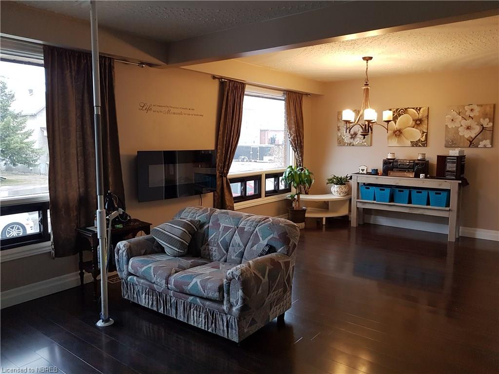 366 THIRD Avenue W, North Bay, Ontario, Canada