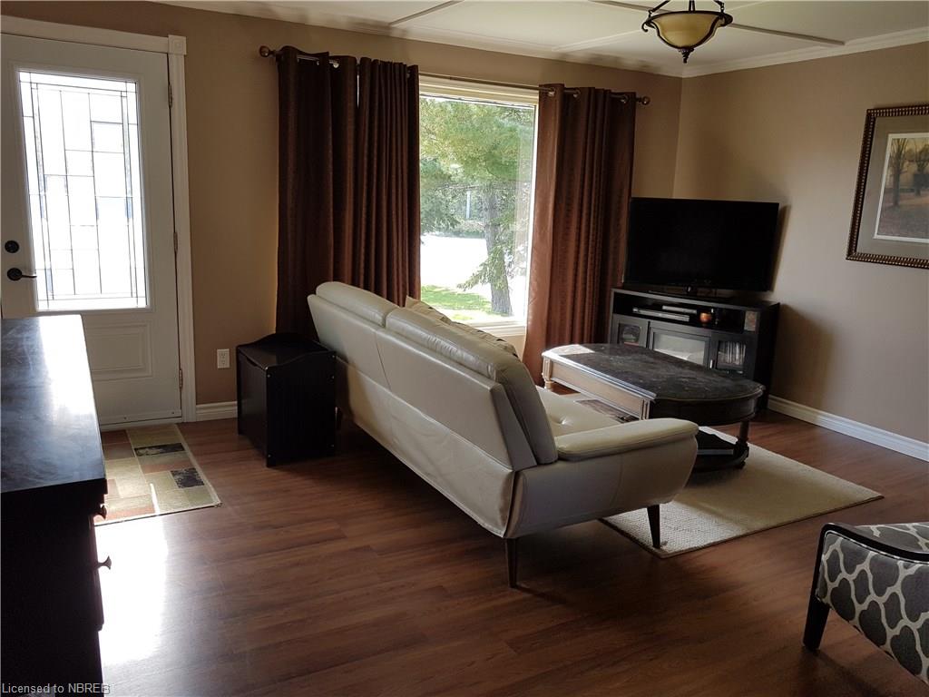 11 JOHNSON Road, Corbeil, Ontario, Canada