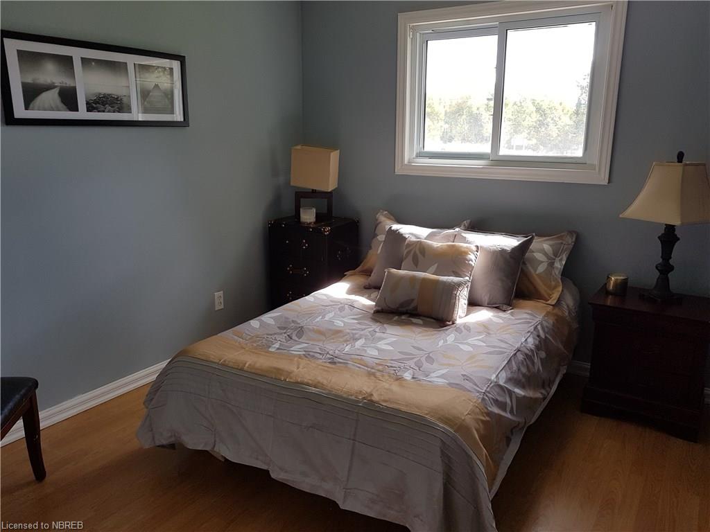11 JOHNSON Road, Corbeil, Ontario, Canada