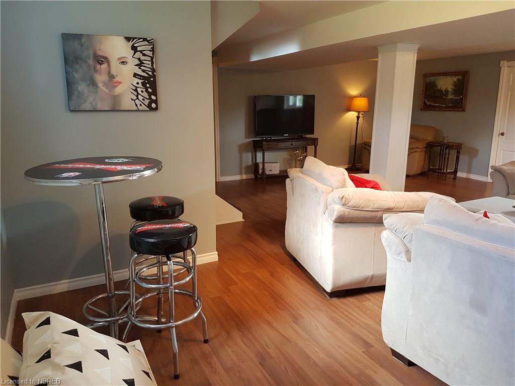 11 JOHNSON Road, Corbeil, Ontario, Canada